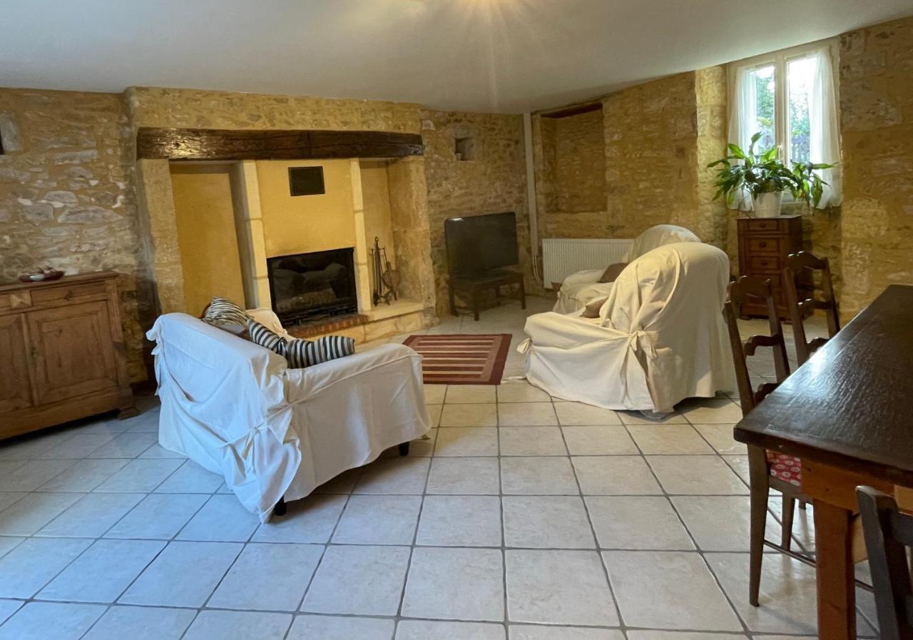 Holidayhome For 6 Persons At Ferme La Geneste Coux-et-Bigaroque-Mouzens Exterior photo